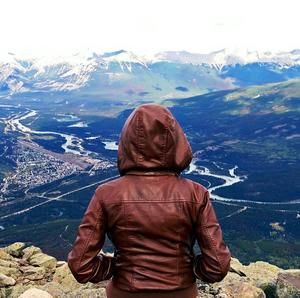 Meet your Posher, Rosalie